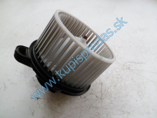 ventilátor kúrenia na hyundai accent , 97113-1E000